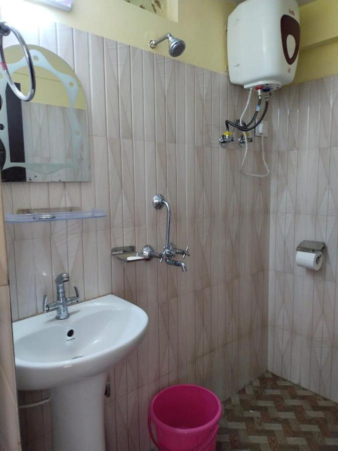 Hotel Himalaya Residency Kanchenjunga View Дарджилинг Екстериор снимка
